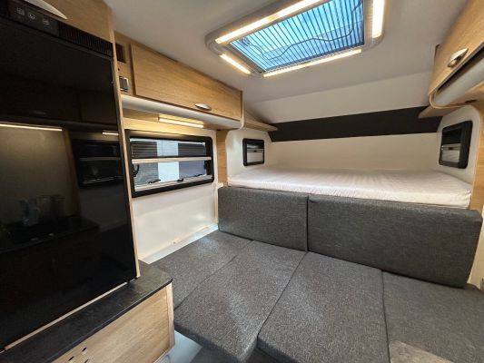 Kamper/kabina/zabudowa na/do pickupa Kamper/kabina/zabudowa na/do pickupa